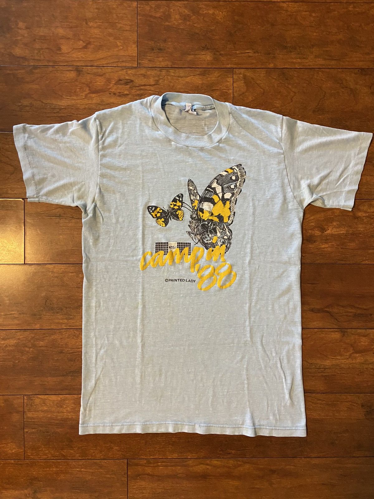 Vintage 80s Vintage Single Stitch Butterfly Graphic Tee Size US S / EU 44-46 / 1 - 1 Thumbnail