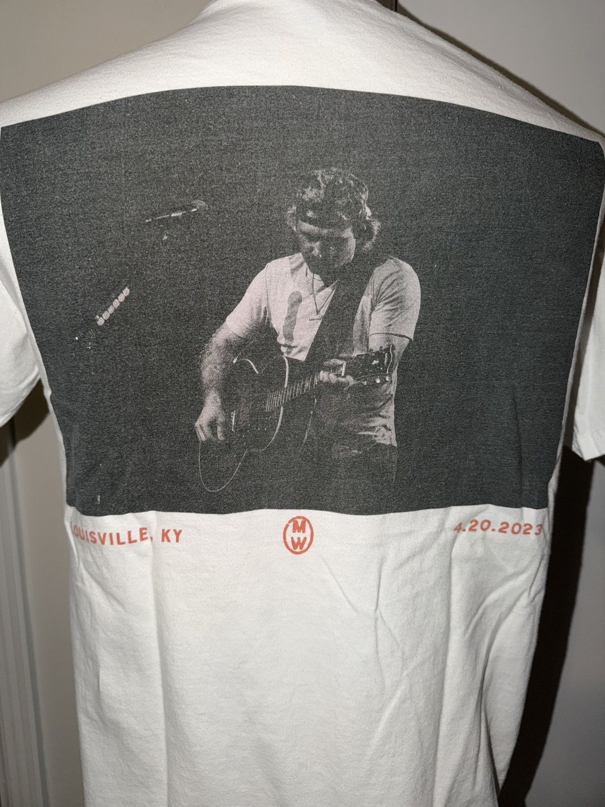 Gildan Morgan Wallen One Night At A Time Louisville KY Shirt Size M Size US M / EU 48-50 / 2 - 7 Thumbnail