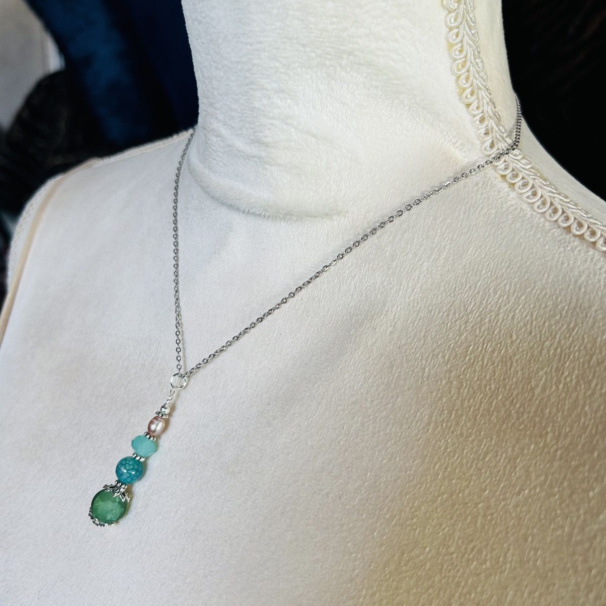 Handmade Handcrafted crackle glass dragon vein pearl drop necklace Size ONE SIZE - 4 Thumbnail