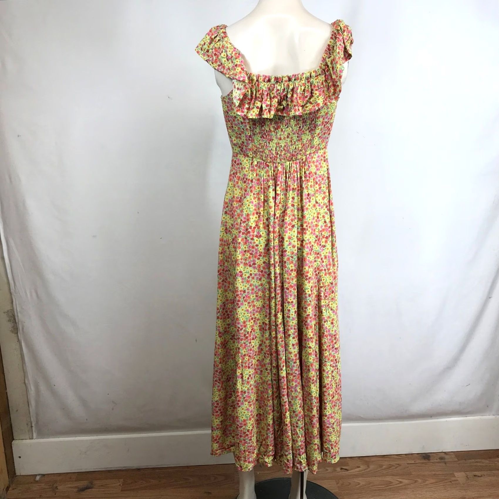 Vintage DRESS FORUM Floral Midi Dress Square Neck Ruffle Sleeve Smocked Back Yellow S Womens Size S / US 4 / IT 40 - 5 Thumbnail