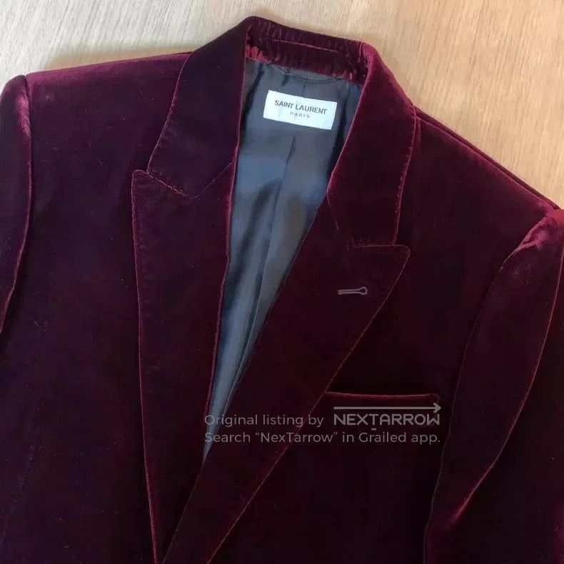 Saint Laurent Paris Saint Laurent Red Velvet Blazer. Size US M / EU 48-50 / 2 - 1 Thumbnail
