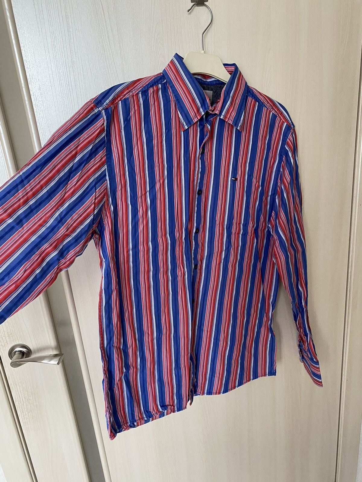Tommy Hilfiger Vintage Tommy Hilfiger Shirt - Size L Size US L / EU 52-54 / 3 - 4 Thumbnail