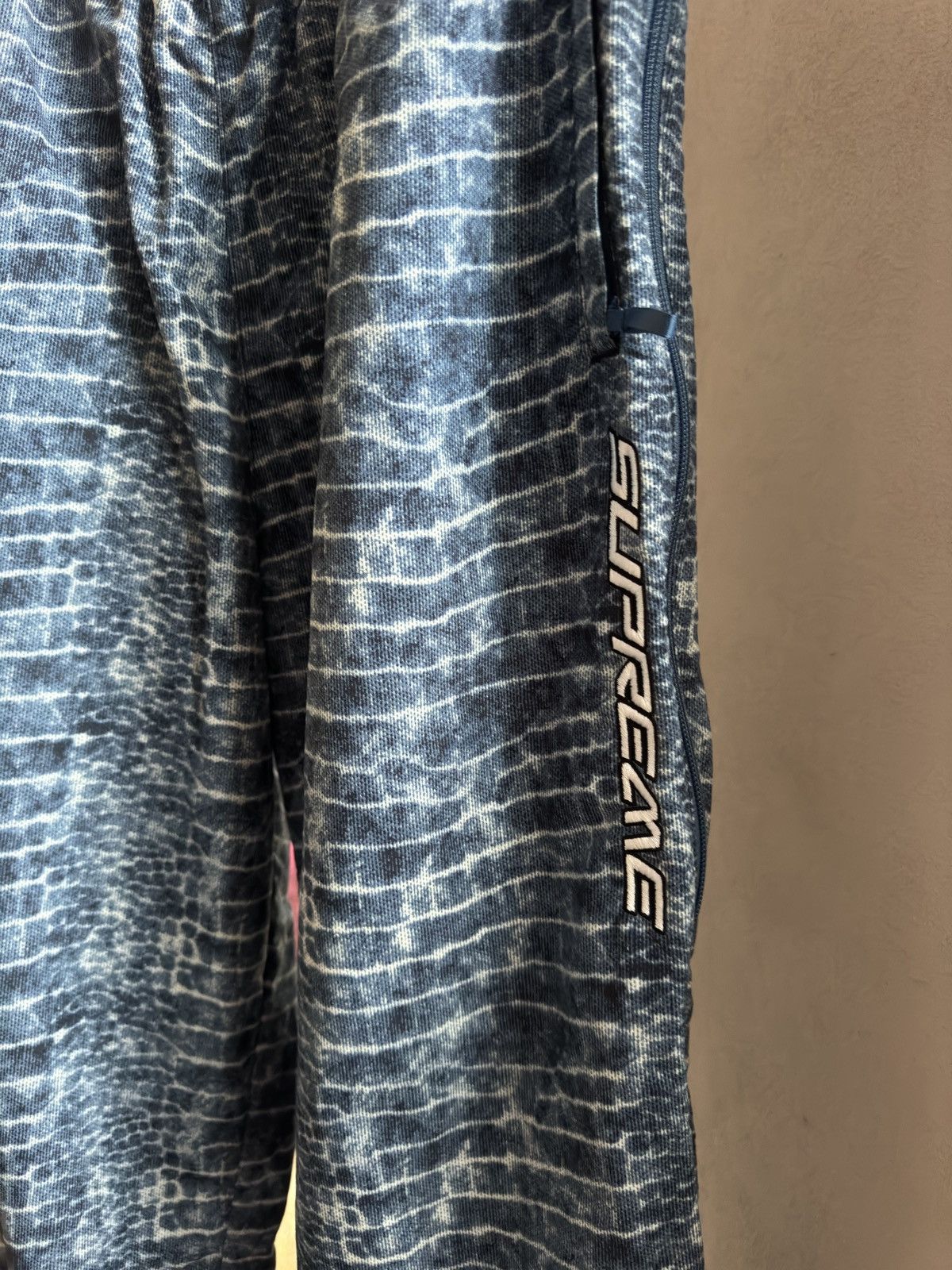 Supreme Supreme croc warm up pant Size US 40 / EU 56 - 2 Thumbnail