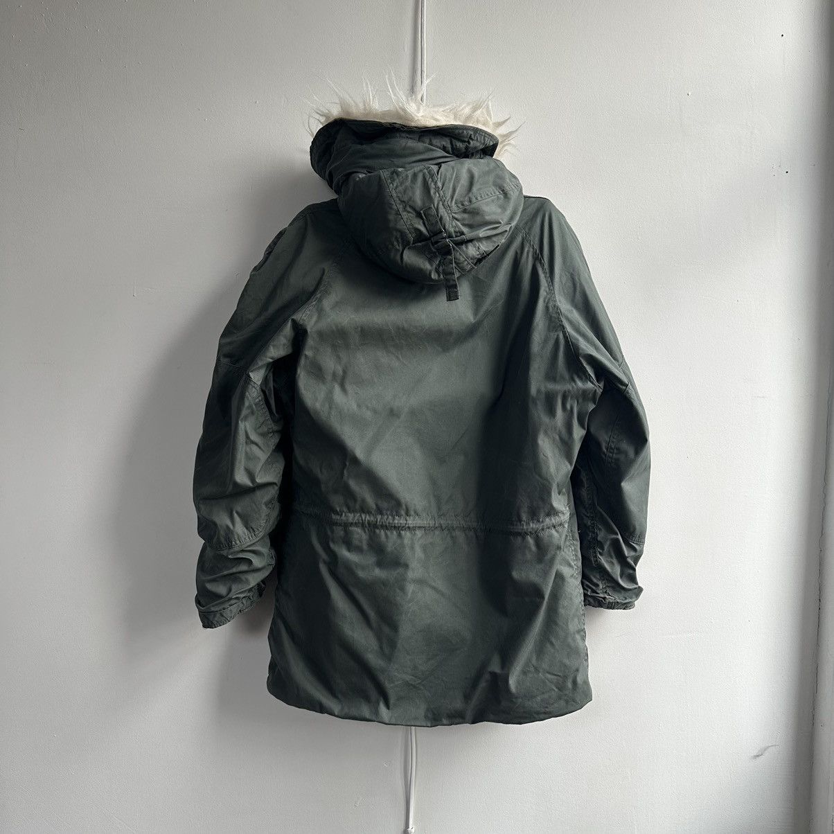 Vintage Vintage Military Parka N-3B Sherpa Hood Flight Jacket USAF Size US S / EU 44-46 / 1 - 21 Thumbnail