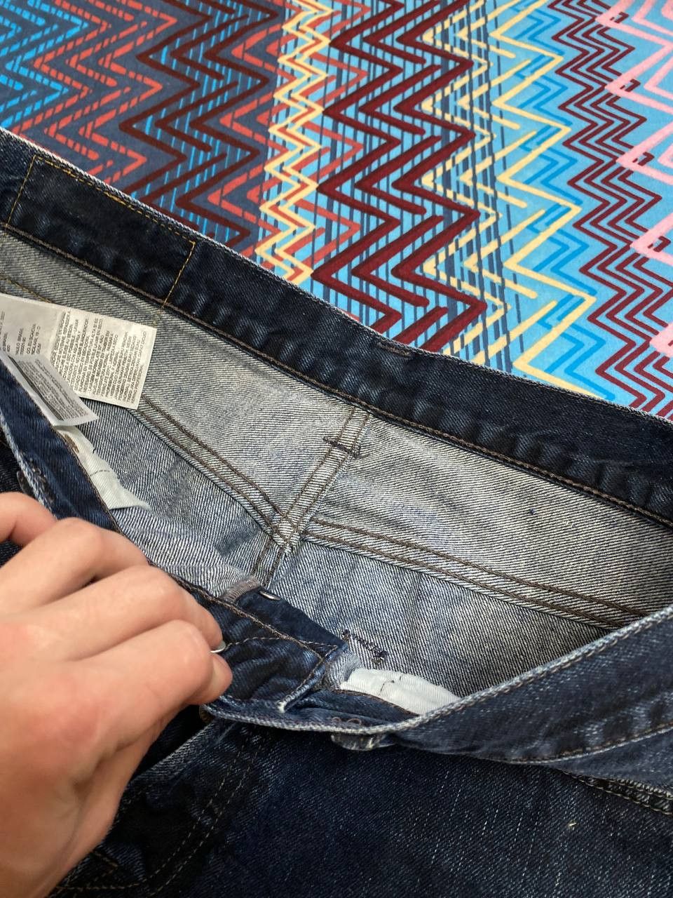 Levi's × Vintage Vintage Y2K Levis 501 Avant Garde faded Denim Logo Shorts Size US 34 / EU 50 - 15 Thumbnail