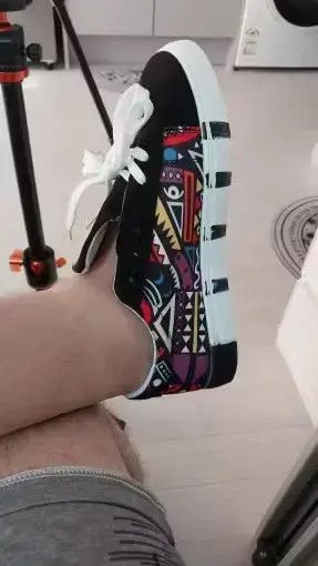 Men Sneakers Casual Shoes Fashion Print in Black (Size 9.5)