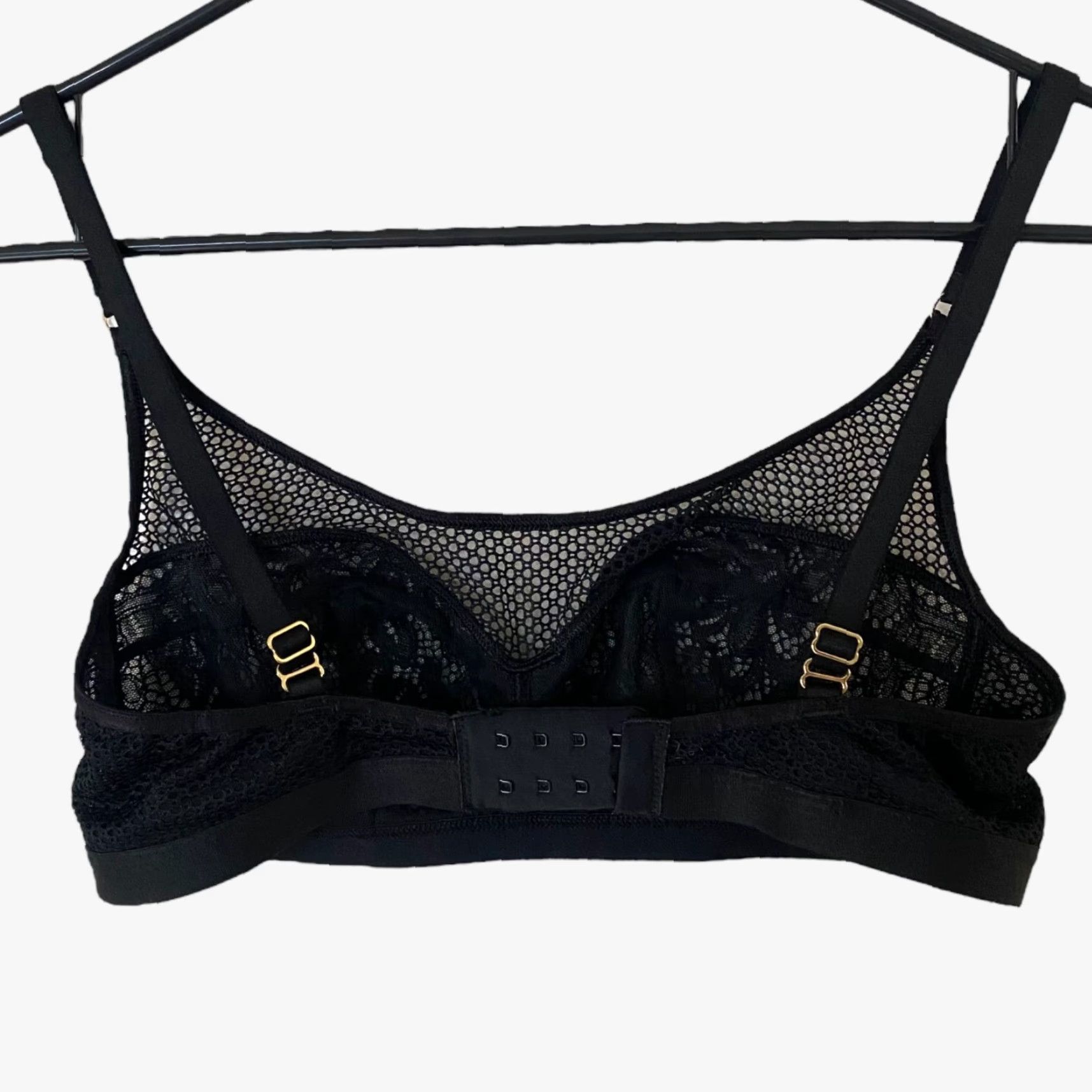 Vintage VINTAGE Soma Women's Bralette Bra Lace Unlined Adjustable Medium Black Floral Pattern Festival Style Size ONE SIZE - 4 Thumbnail