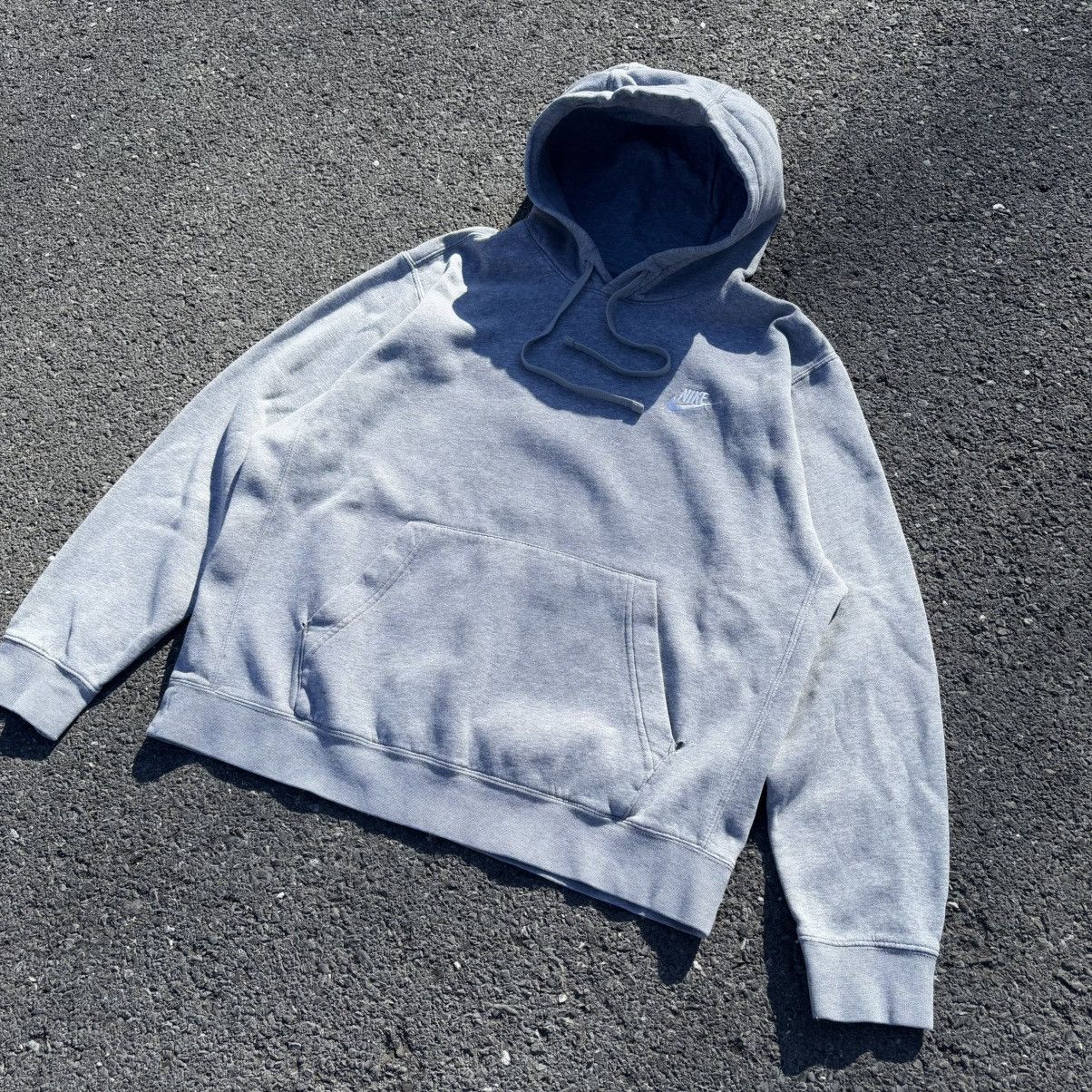 Nike grey nike hoodie Size US M / EU 48-50 / 2 - 1 Thumbnail