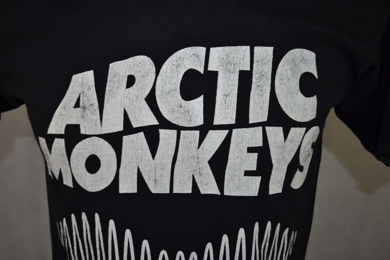 Band Tees Arctic Monkeys Live 2018 Tour Band T shirt S Size US S / EU 44-46 / 1 - 4 Thumbnail