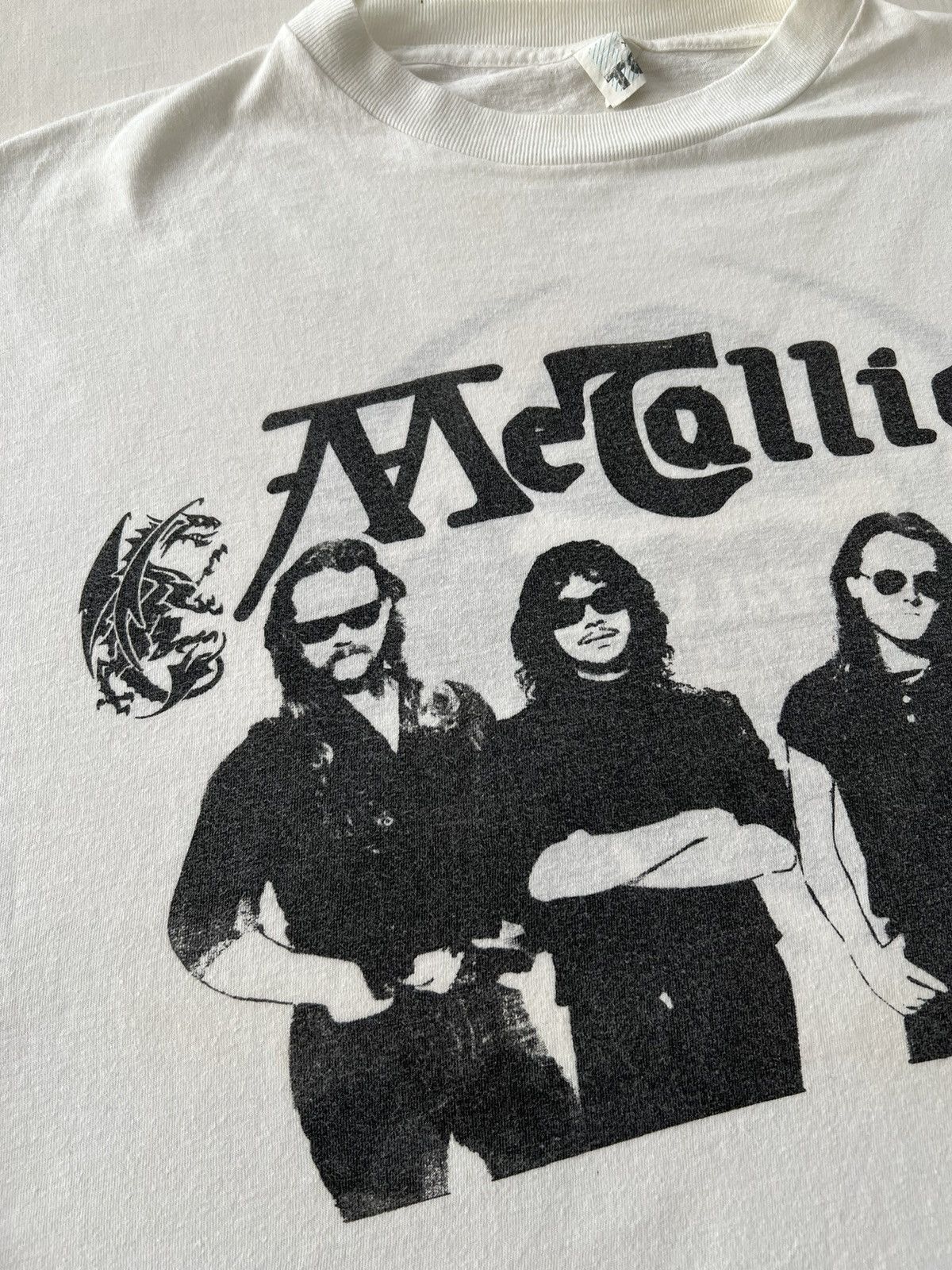 Band Tees Vintage 1993 Metallica Wien Rock Band White T-shirt Size US XL / EU 56 / 4 - 4 Thumbnail
