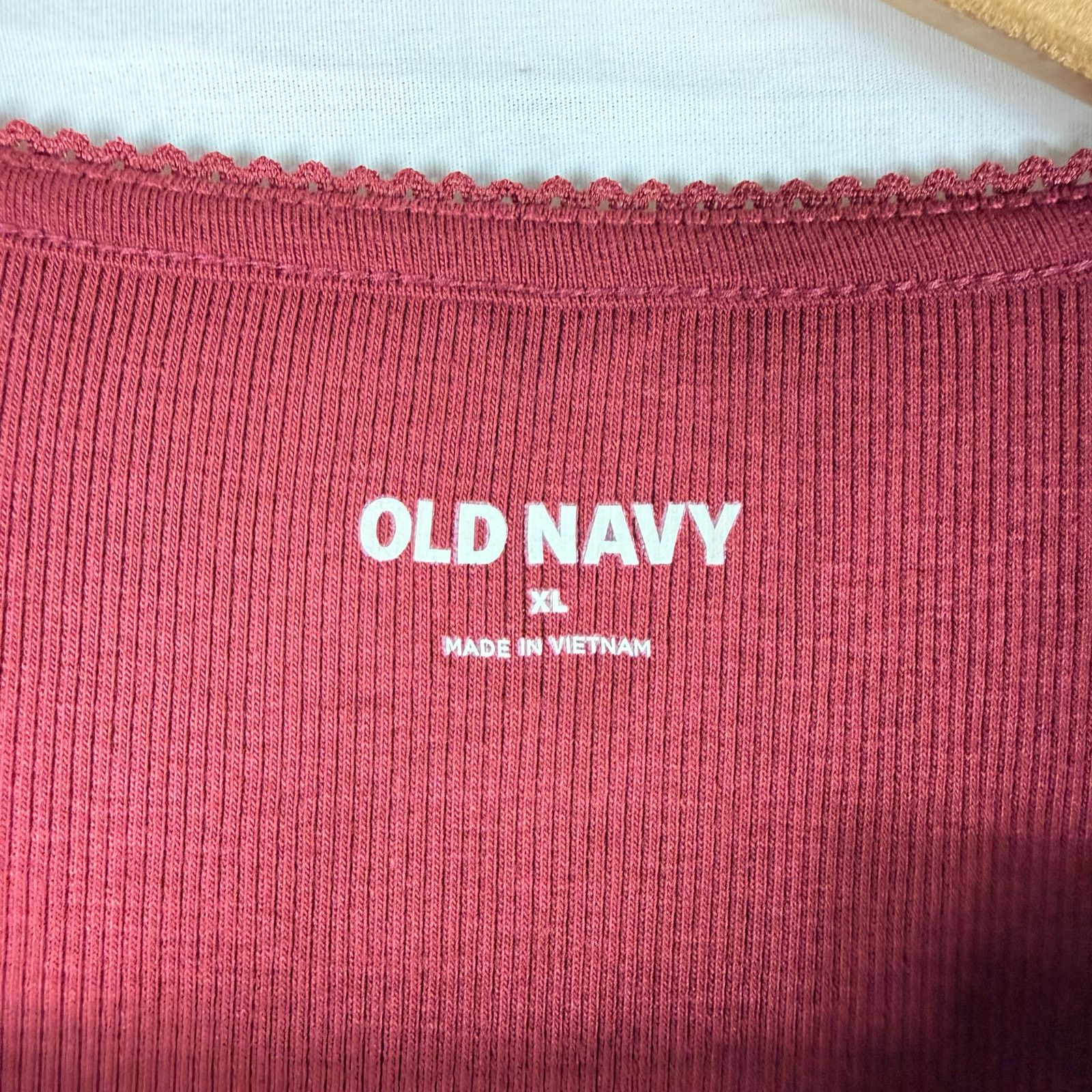 Old Navy OLD NAVY XL Shirt Lot Sleeveless Short Sleeve Floral BlueRed Size XL / US 12-14 / IT 48-50 - 3 Thumbnail