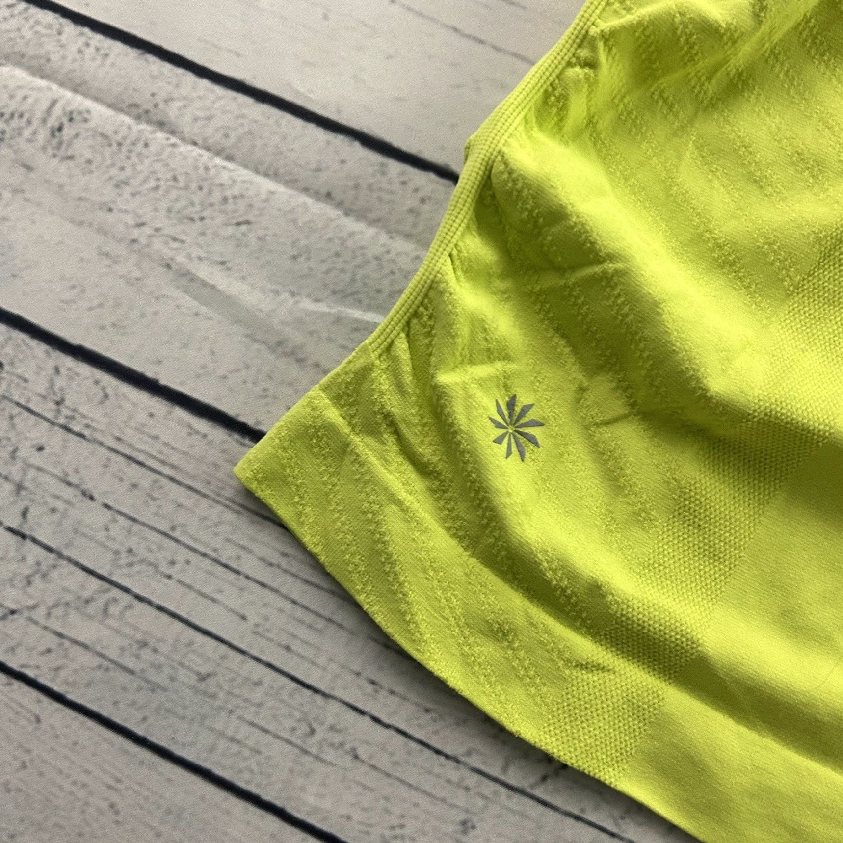 Athleta Athleta Momentum Seamless Side Cinch Athletic Tank Top Women's Small Yellow Tank Athletic Womens S Yellow Momentum Seamless Side Cinch Size S / US 4 / IT 40 - 5 Thumbnail