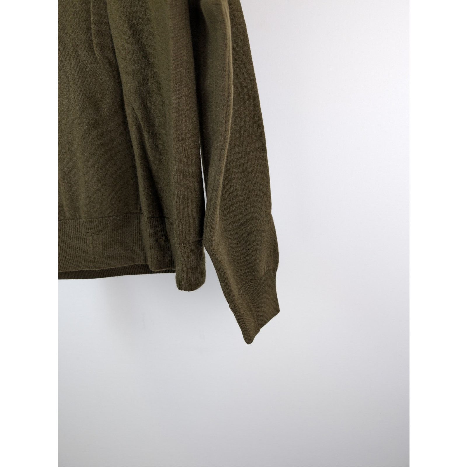 Amiri o1rshd1 Cut away Logo Crewneck Sweatshirt Military/Nastrium Size US M / EU 48-50 / 2 - 12 Thumbnail