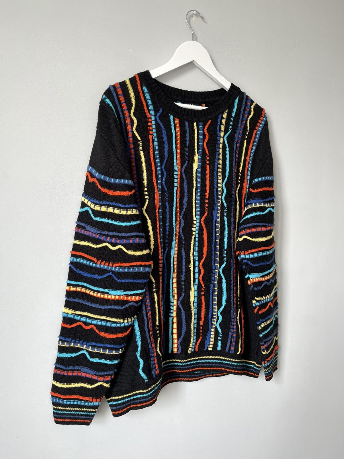 Vintage Vintage 90's Coogi Style Archive Rare 3D Knit Sweater Size US XL / EU 56 / 4 - 2 Thumbnail
