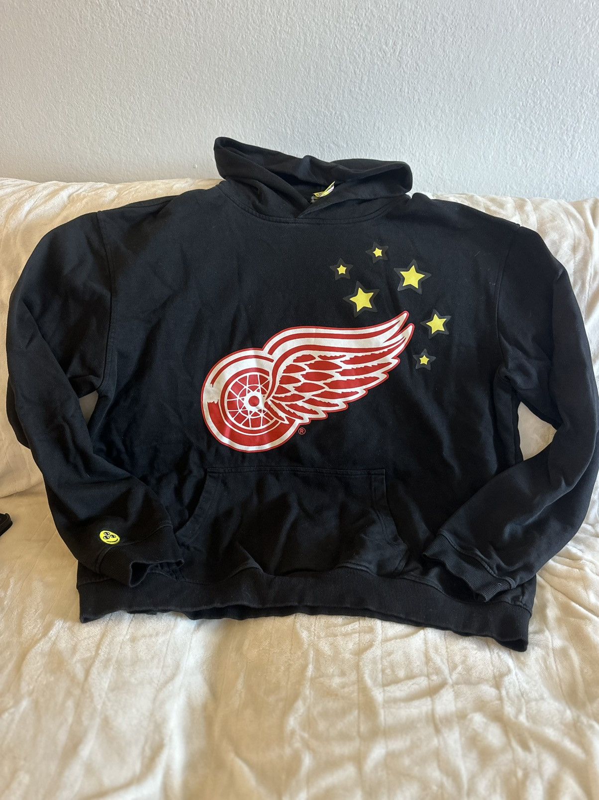 NHL NHL Detroit Red Wings Dishin Black Logo LCA Exclusive Hoodie Size US XL / EU 56 / 4 - 1 Thumbnail