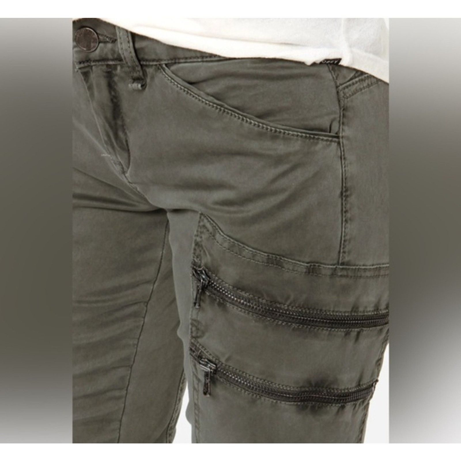 BLANKNYC Blank NYC Cargo Moto Skinny Zip Pockets, Knee Pants Olive 28 Size 28" / US 6 / IT 42 - 7 Thumbnail