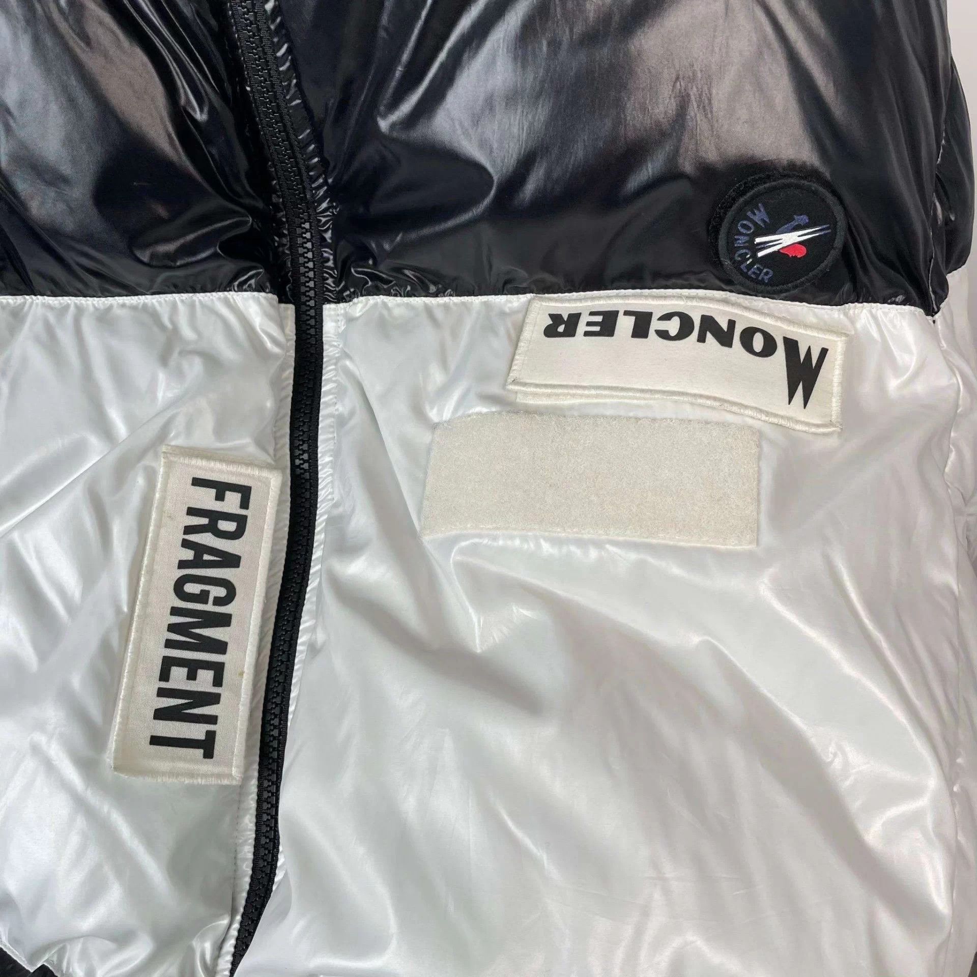 Moncler Moncler black and white sport down jacket size 4 Size US XL / EU 56 / 4 - 3 Thumbnail