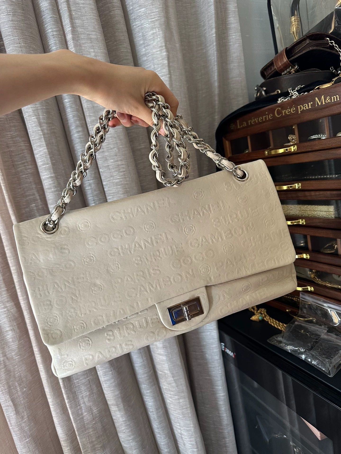 Chanel Chanel 2.55 Flap Bag Ivory Silver Embossed Letter Size ONE SIZE - 4 Thumbnail