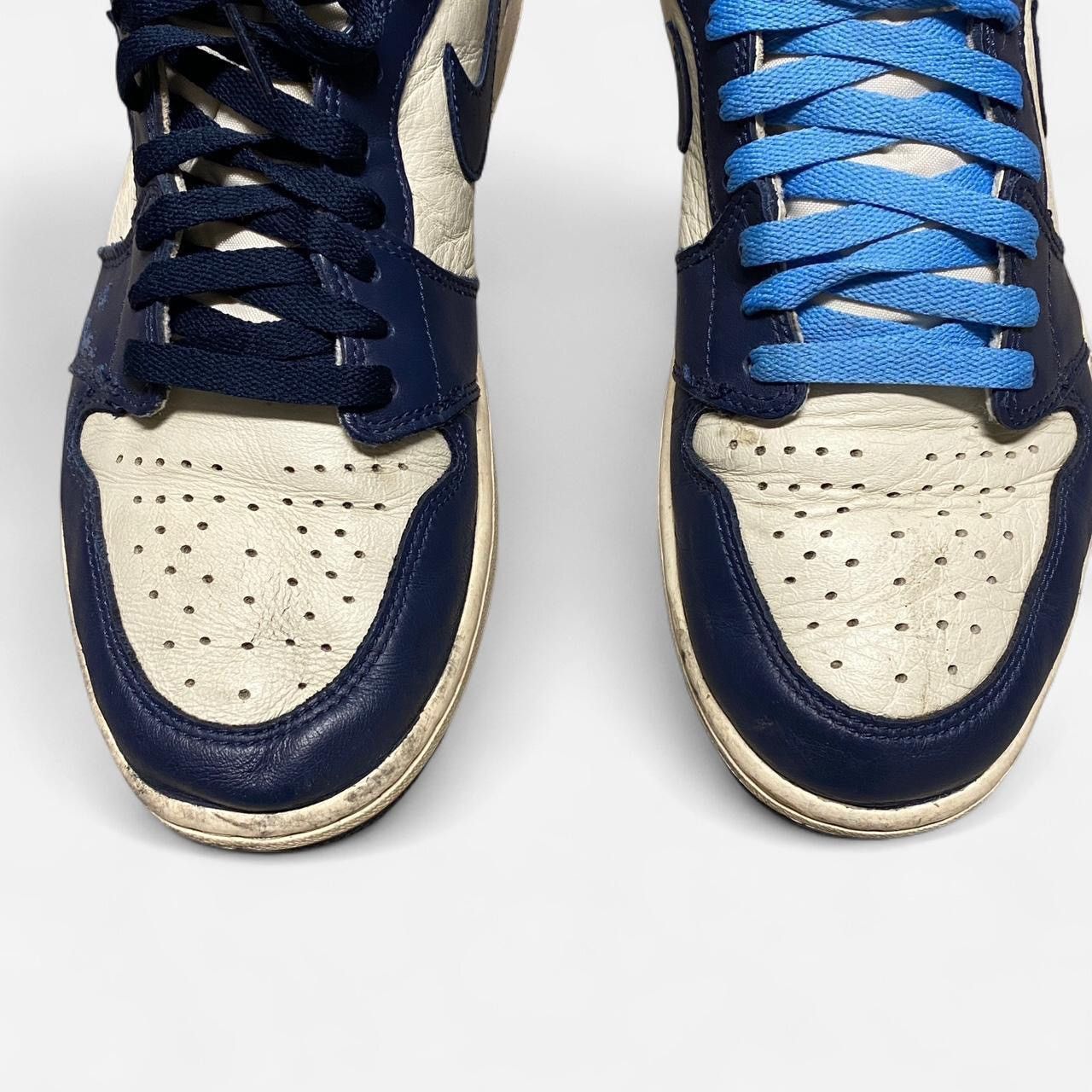 Nike Air Jordan 1 retro high OG university blue sneakers Size US 10 / EU 43 - 2 Thumbnail