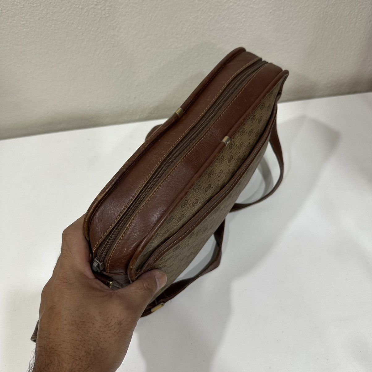 Gucci ‼️YES‼️ VINTAGE GUCCI BOX GG SMALL SHOULDER BAG Size ONE SIZE - 5 Thumbnail