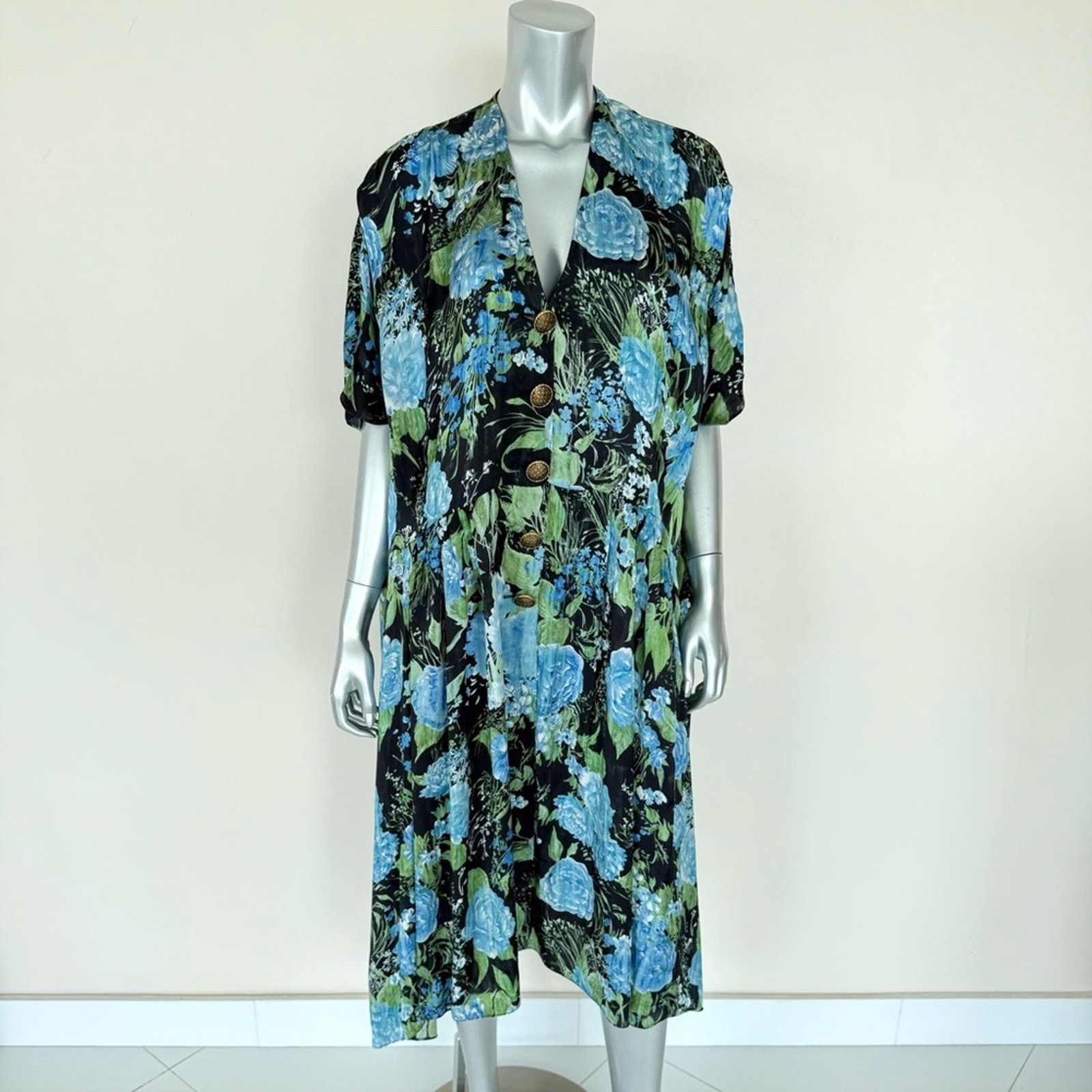 Balenciaga Balenciaga floral print dress size 2 or M AuthentiC 2900$ Size M / US 6-8 / IT 42-44 - 1 Thumbnail