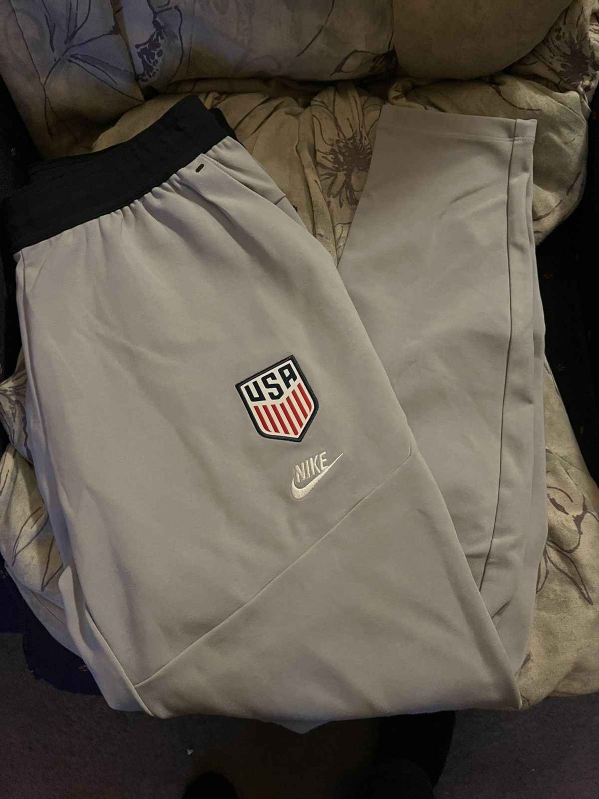 Image of Nike Tech Team Usa Joggers in Grey, Men's (Size 34)