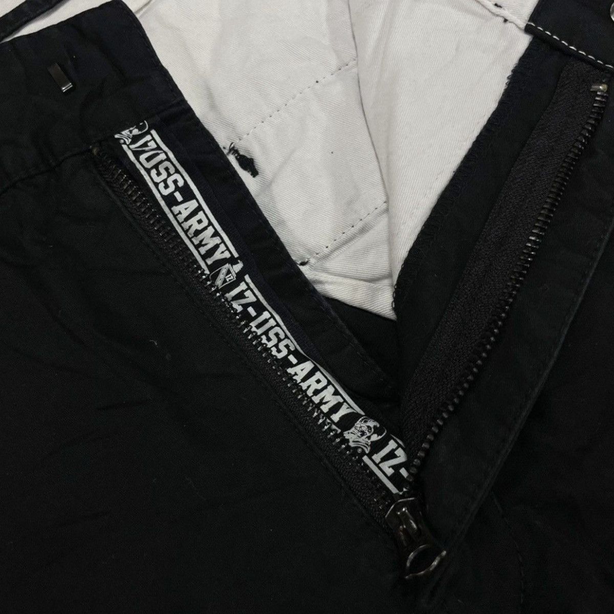 Bape Izzue X Bape X04 IZ-X04-ARMY Shorts Size US 32 / EU 48 - 10 Thumbnail