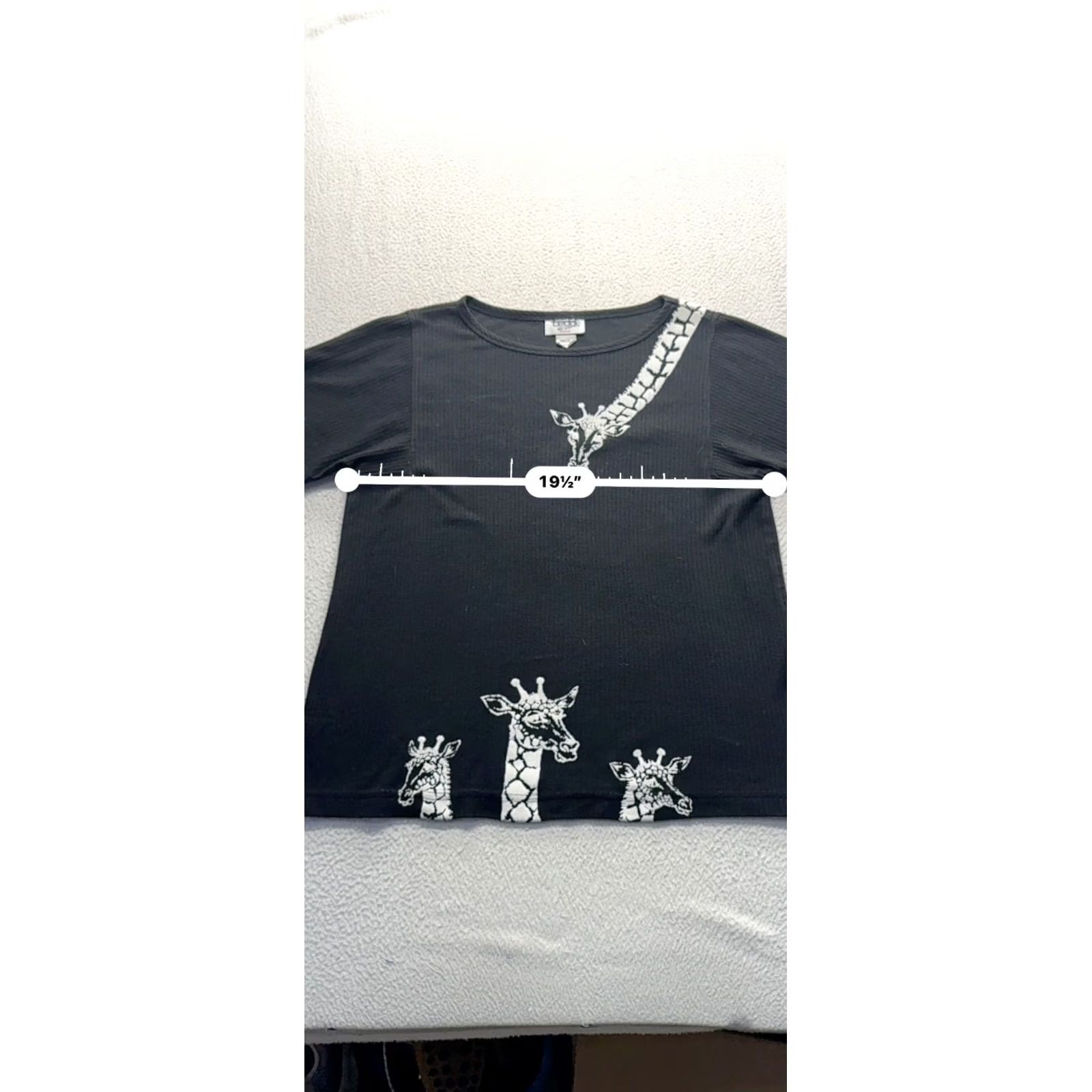Vintage Teddi Giraffe Graphic T-Shirt Ribbed Black PS Cotton Blend USA Made Mens Short Sleeve Size S Womens Petite Size US S / EU 44-46 / 1 - 8 Thumbnail