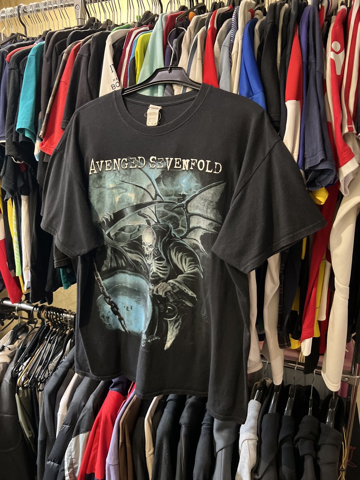 Band Tees × Vintage 2016/2017 VINTAGE AVENGED SEVENFOLD SKULL BAT AOP ROCK TEE Size US XL / EU 56 / 4 - 1 Thumbnail