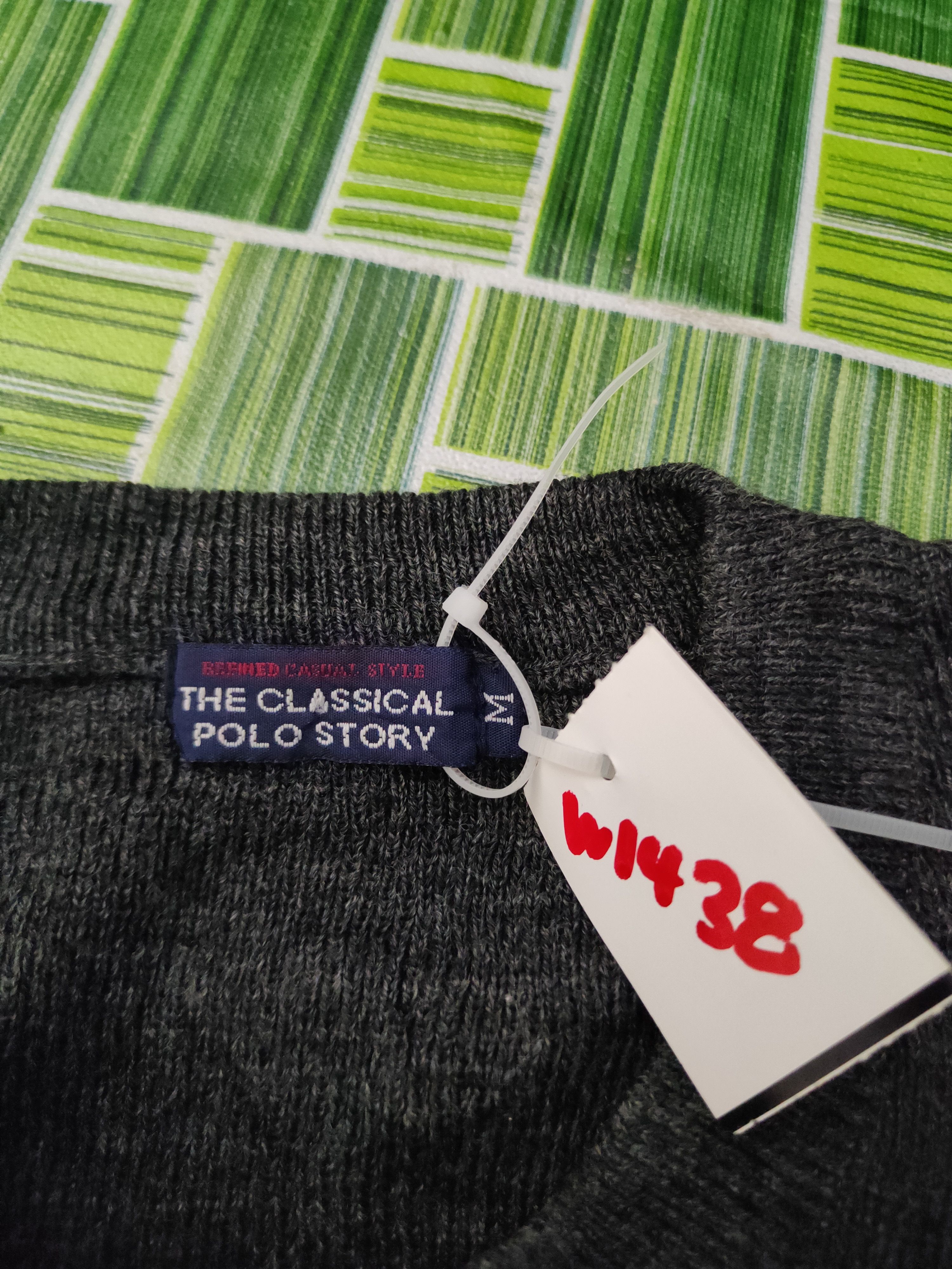 Vintage The Classical Polo Story Black Knitwear Sweatshirts #W1438 Size US M / EU 48-50 / 2 - 11 Thumbnail