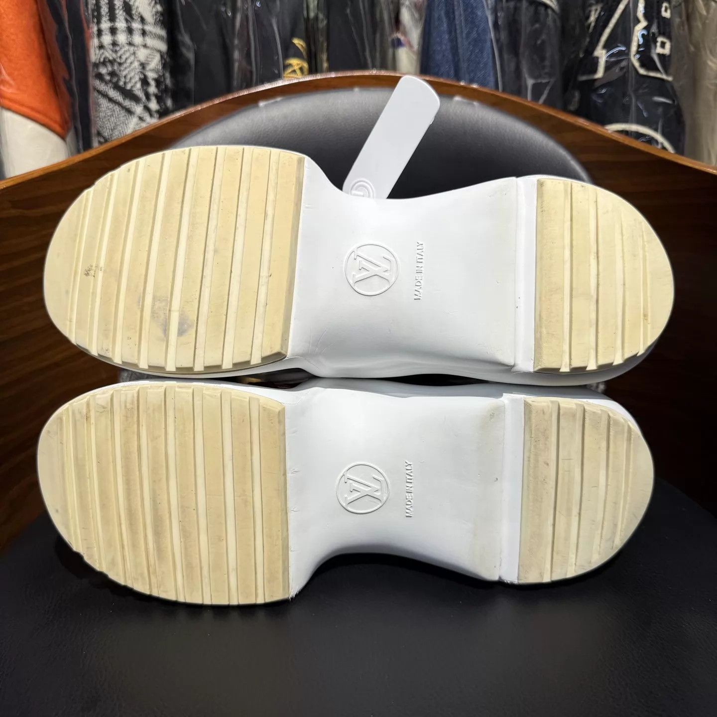 Louis Vuitton LV Archlight white/red monogram leather arch kicks Size US 6 / IT 36 - 9 Thumbnail