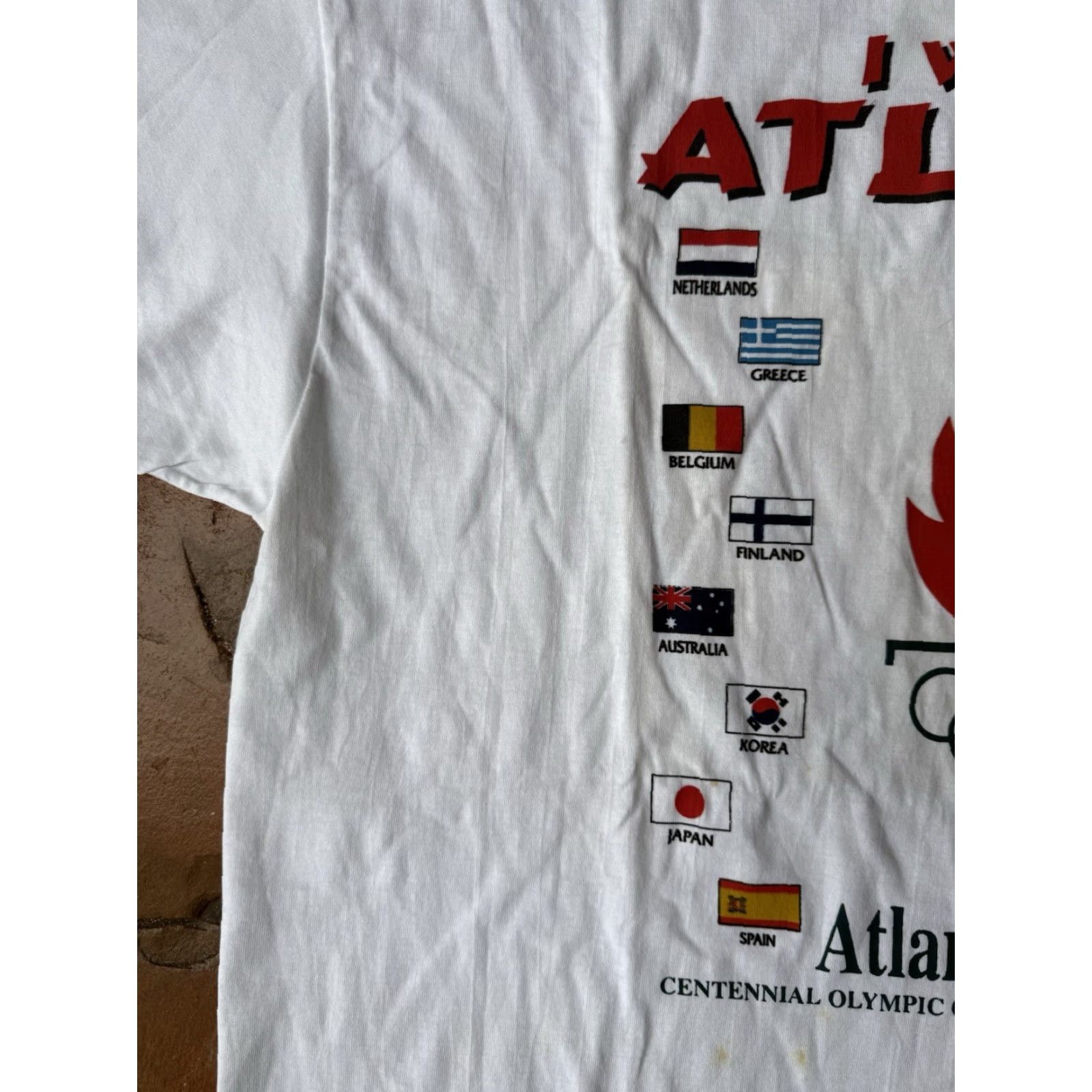 Hanes VINTAGE 1996 Atlanta Olympics T-Shirt 2XL Hanes White Crew Neck Short Sleeve Graphic Print Mens USA Olympics Size US XXL / EU 58 / 5 - 6 Thumbnail