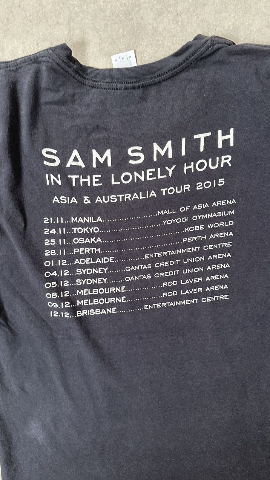Gildan VINTAGE SAM SMITH TOUR TEE Size US M / EU 48-50 / 2 - 6 Thumbnail