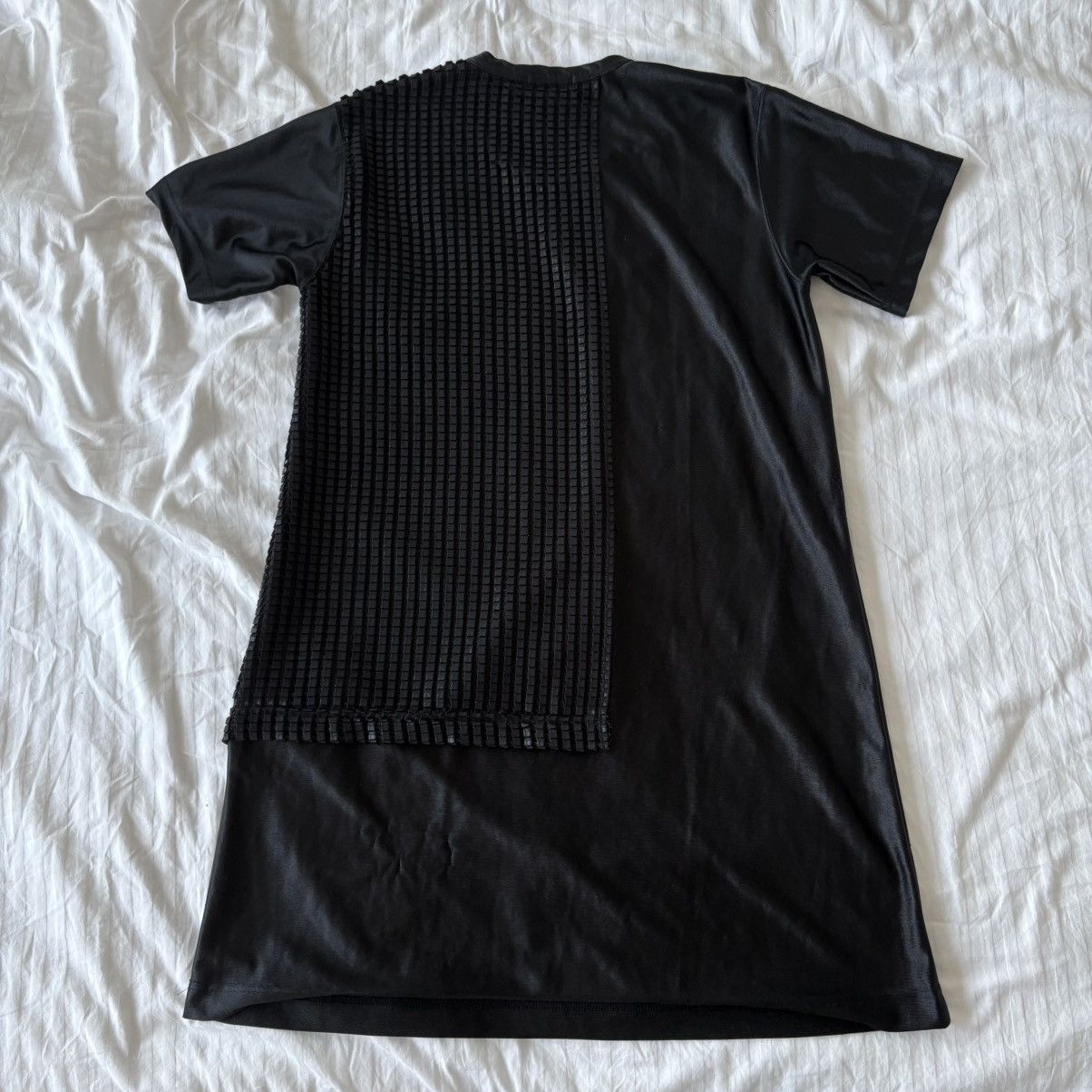 CDG by Comme des Garcons × Comme des Garcons × Comme des Garcons Homme Plus Comme Des Garçons Homme Plus AW19 Half Drape Black T-Shirt Size US S / EU 44-46 / 1 - 2 Thumbnail
