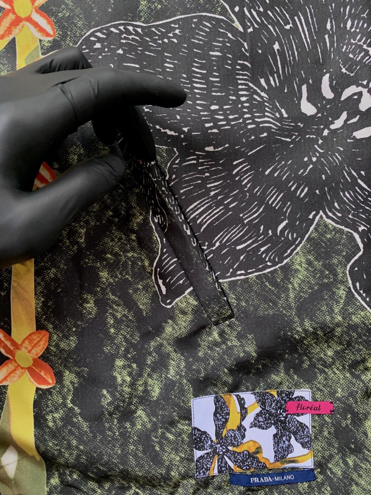 Prada FREE TAX! Christophe Chemin Collabs Printed Silk Jacket Size US M / EU 48-50 / 2 - 11 Thumbnail