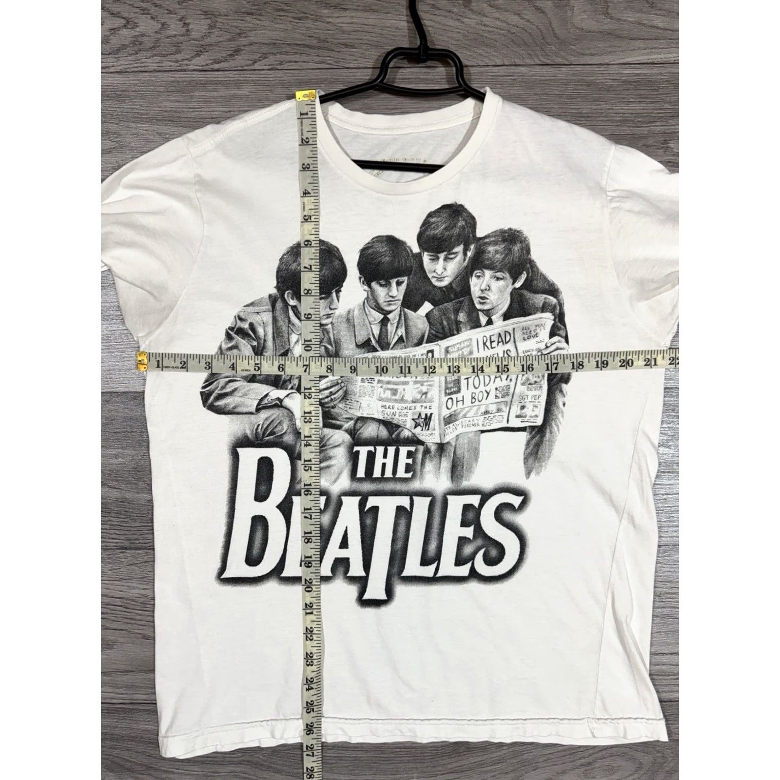 Vintage VINTAGE The Beatles Band White T-Shirt L Men Cotton Marrocus band Shirt Mens 1960s 70s 80s 90s 60s 70s 80s 90s Size US L / EU 52-54 / 3 - 2 Thumbnail