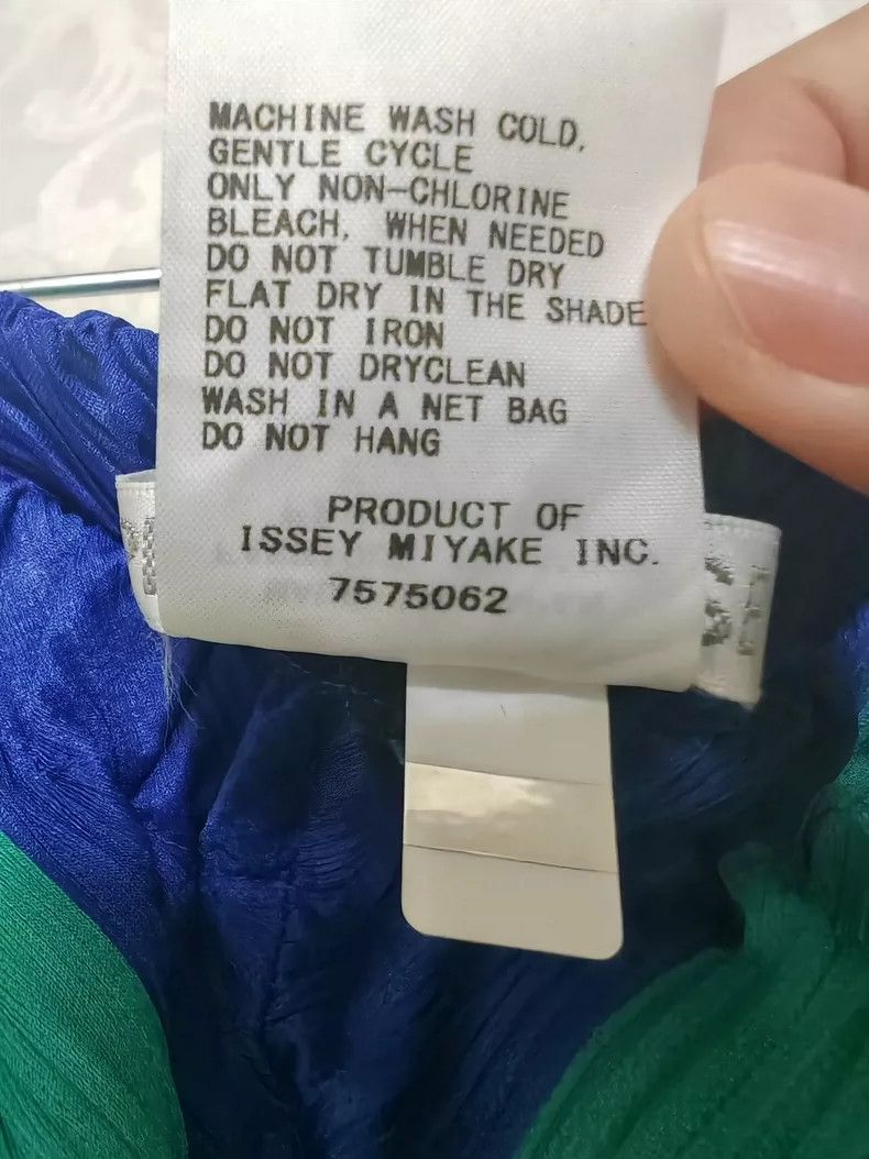 Issey Miyake Issey Miyake size:5 Blue, green and black striped dress Size 22" - 3 Thumbnail
