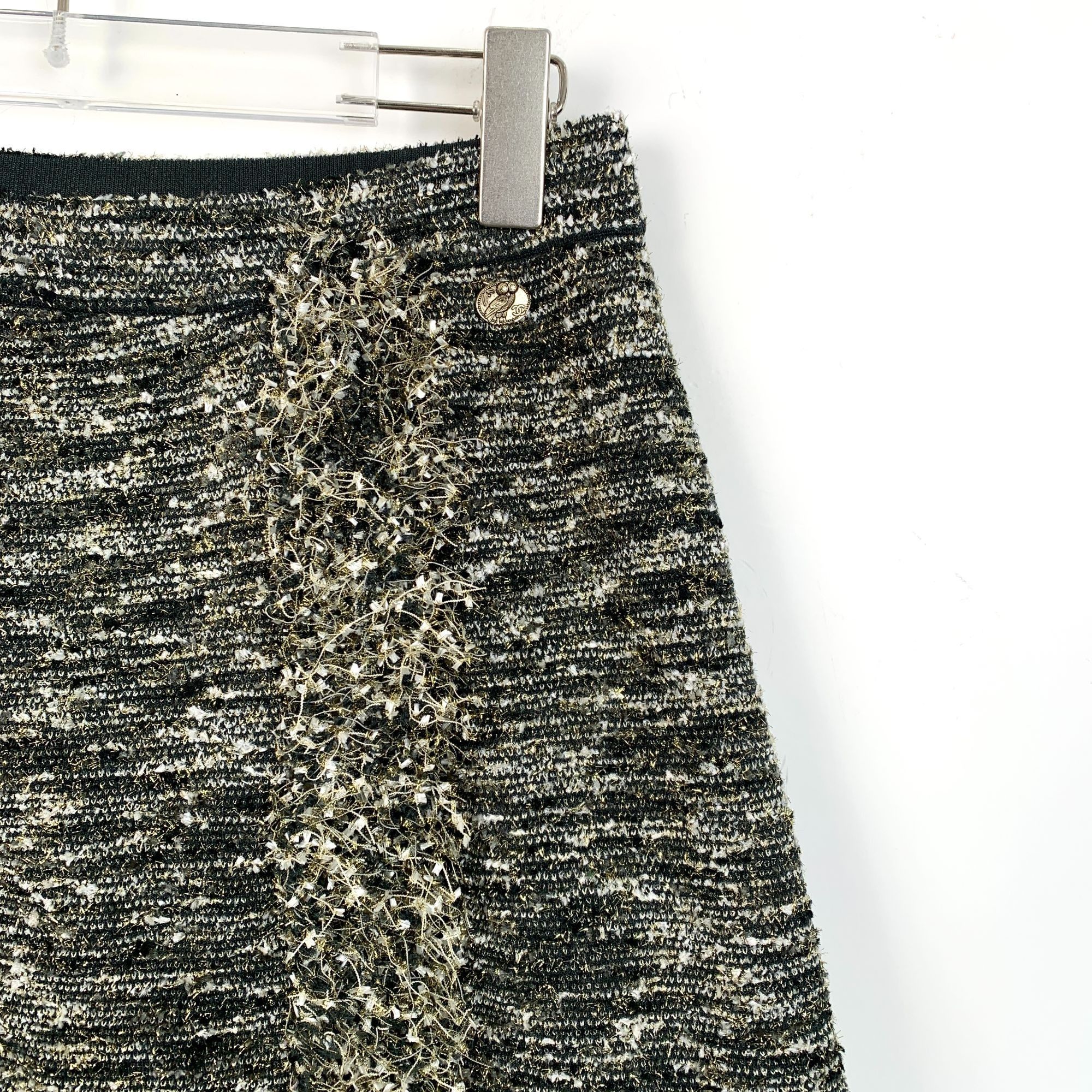 Chanel Chanel Womens Tweed Fringe Gold & Black A-Line Skirt Size 40 Size 40" / US 18 - 7 Thumbnail