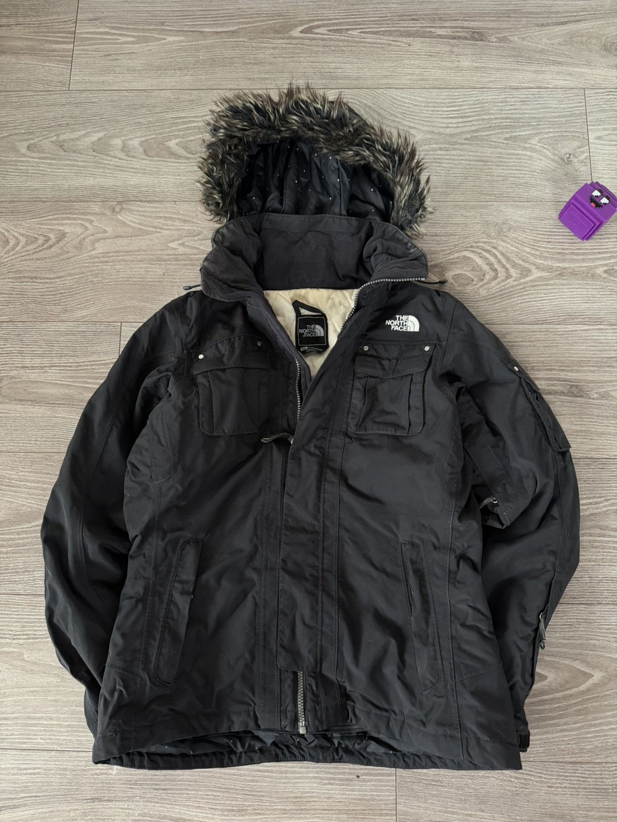 The North Face The North Face Embroidered Logo Vintage Fure Outdoor Jacket Size M / US 6-8 / IT 42-44 - 2 Thumbnail
