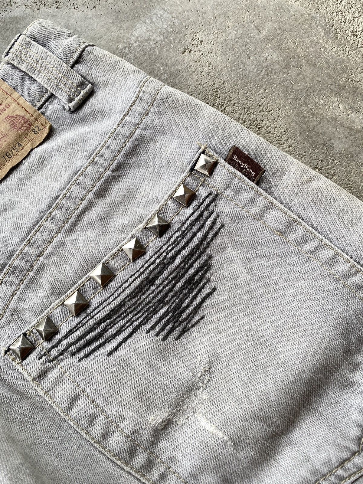 If Six Was Nine × Japanese Brand × Le Grande Bleu (L.G.B.) Bang Bang Ripped Spike Baggy Jeans Size US 31 - 6 Thumbnail