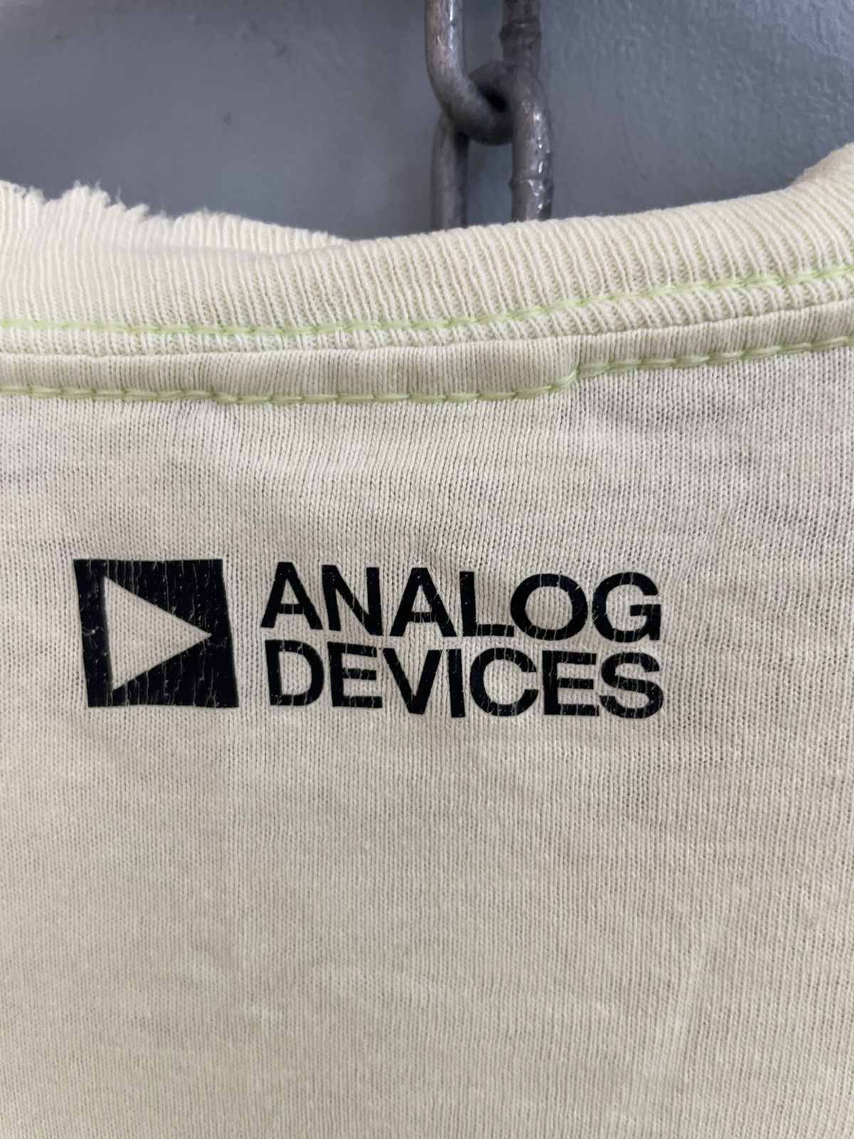 Vintage Vintage SHARC Analog Device distress t shirt Size US XL / EU 56 / 4 - 5 Thumbnail