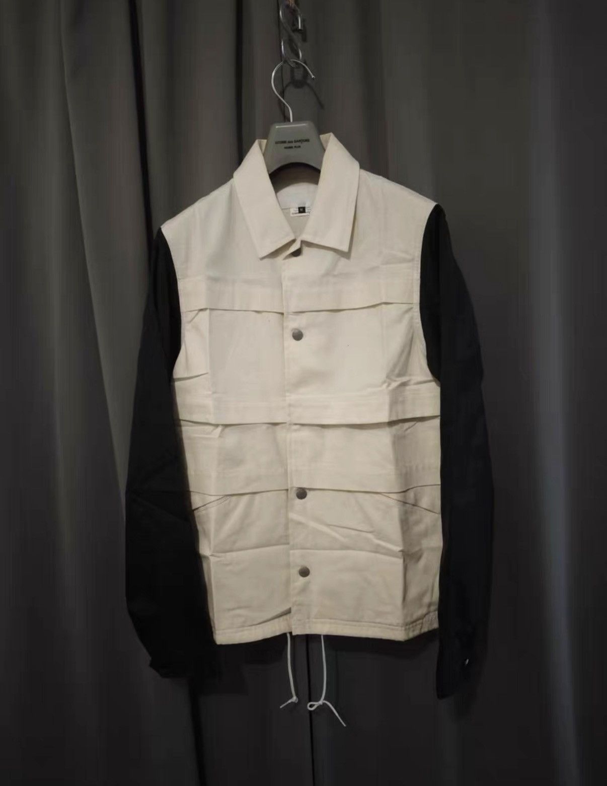 Comme des Garcons Comme des Garçons (CDG) Panel Pleated Jacket Size US M / EU 48-50 / 2 - 1 Thumbnail