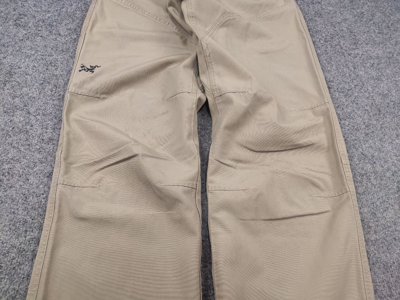 Arc'teryx Vintage Arc'teryx bastion Double Canvas Sand Cargo Pants Size US 32 / EU 48 - 13 Thumbnail