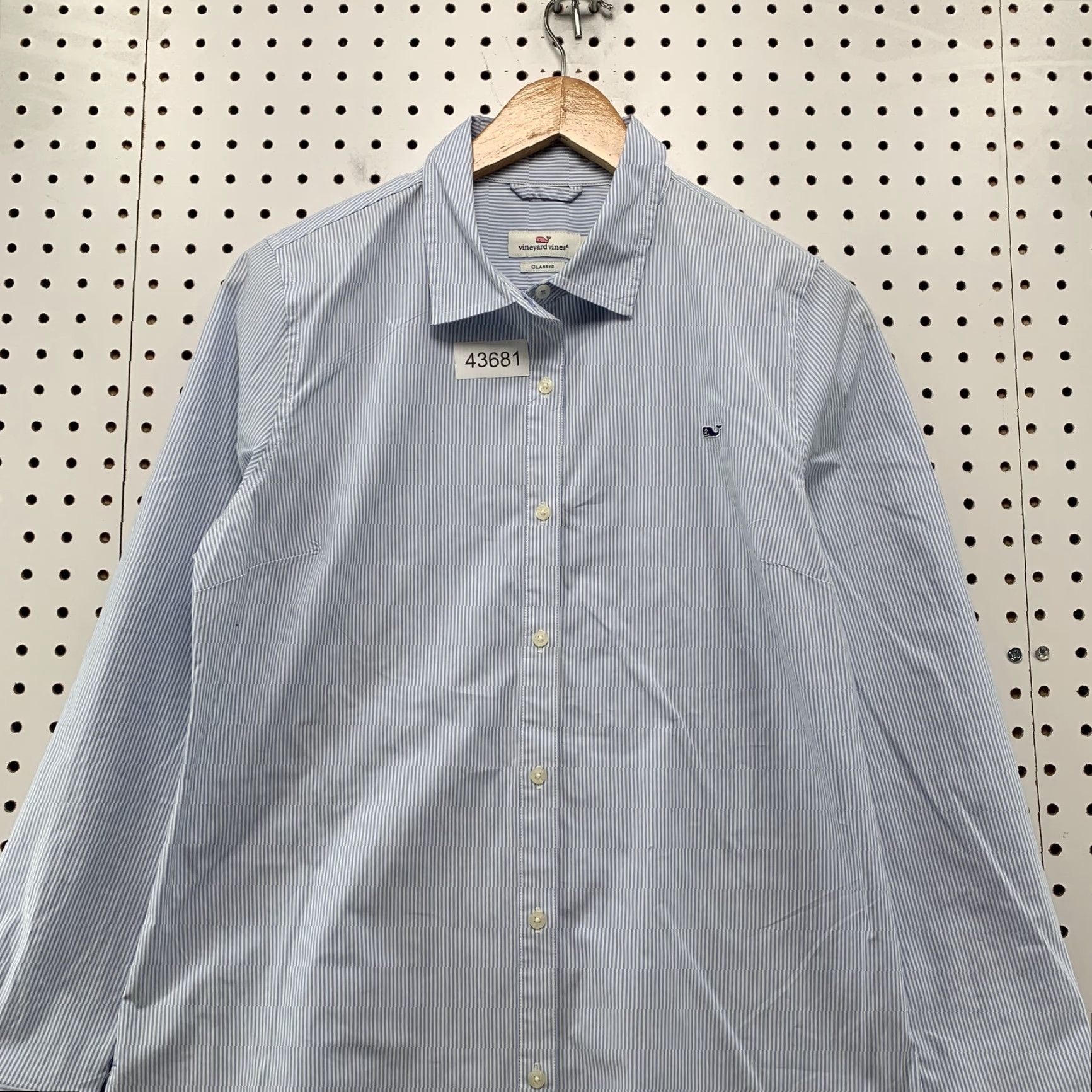 Vineyard Vines Vineyard Vines Blue Striped Button-Up Shirt Womens Size 6 Long Sleeve Button-Up Shirt Womens Size 6 Blue Striped Casual Cotton Size M / US 6-8 / IT 42-44 - 2 Thumbnail
