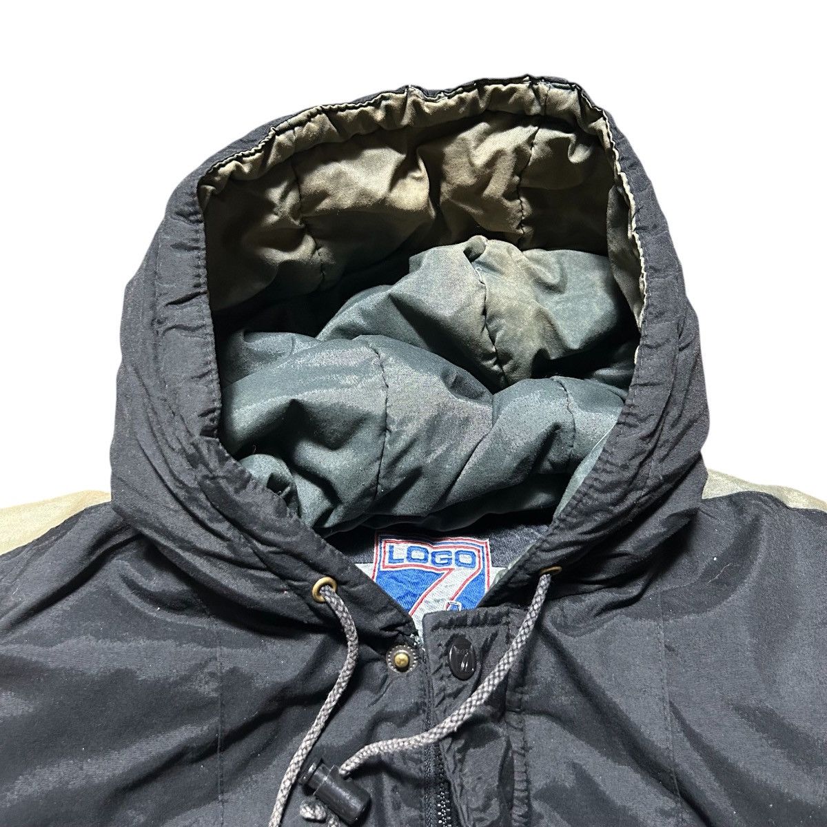 NFL Vintage Raiders Embroidered Faded Hoodie Size US M / EU 48-50 / 2 - 5 Thumbnail