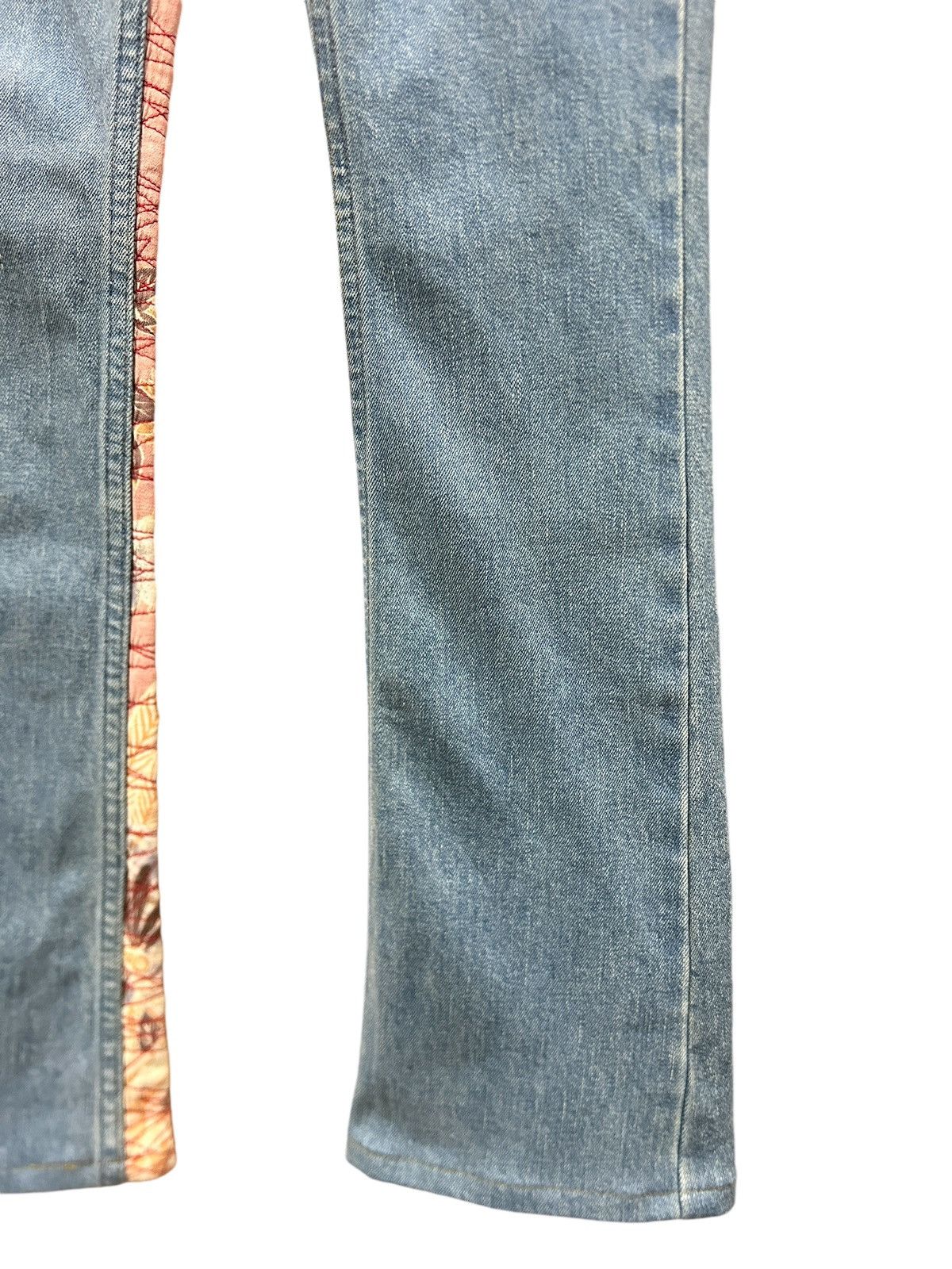Japanese Brand × Kamakura Vintage Glamdy Japan Embroidery Sukajan Flowers Jeans Size US 28 / EU 44 - 6 Thumbnail