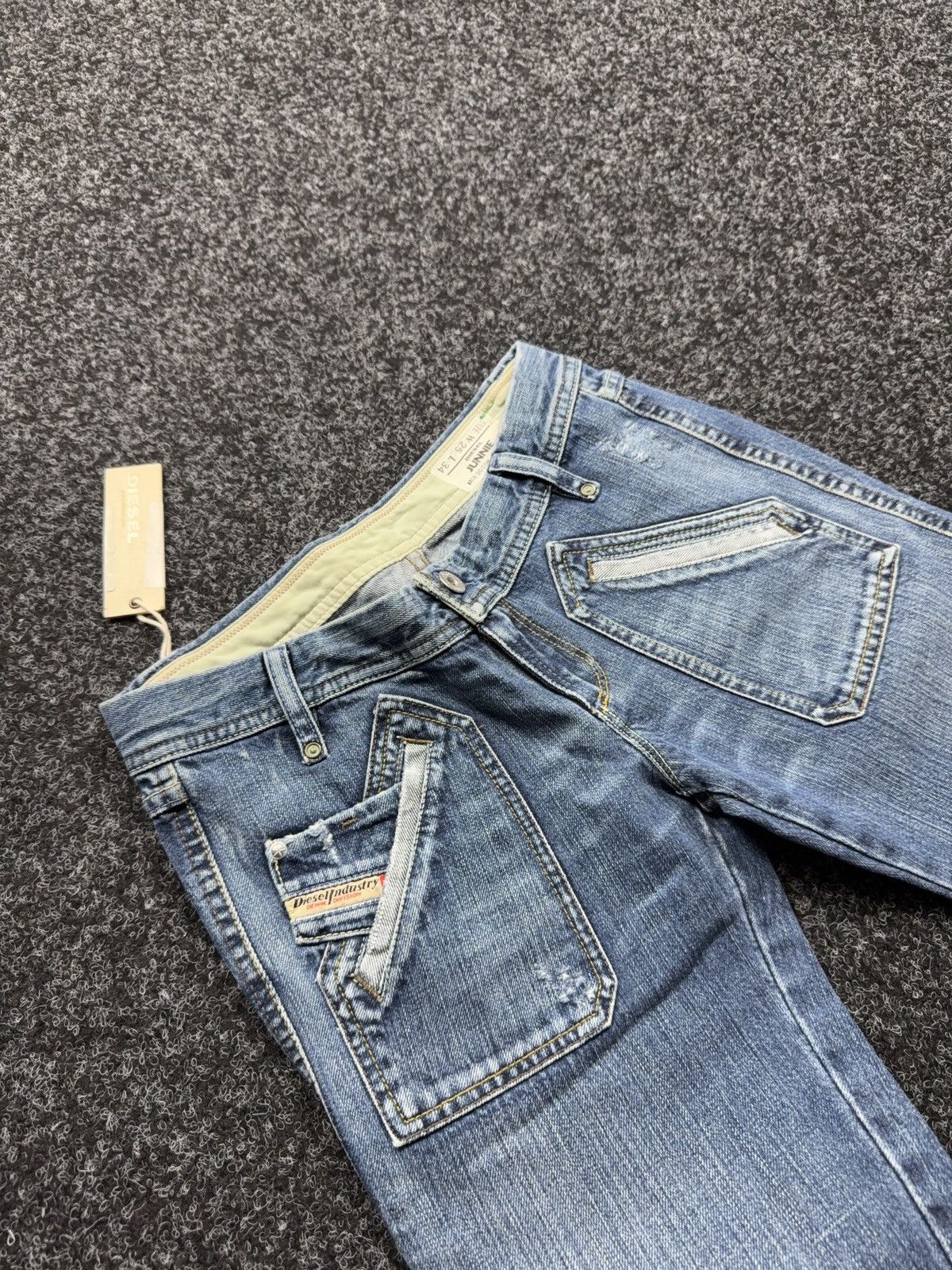Diesel NWT Luxury 00s Diesel Junnie Low Rise Retro Rock Jeans Y2K Size 25" / US 0 / IT 36 - 7 Thumbnail