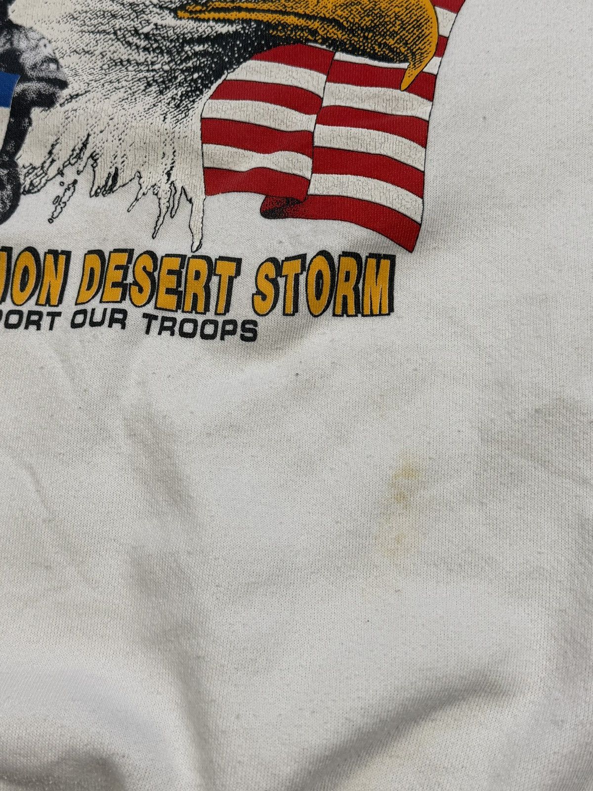 Vintage Vintage Operation Desert Storm Sweatshirt Crewneck 90s Boxy Size US L / EU 52-54 / 3 - 8 Thumbnail