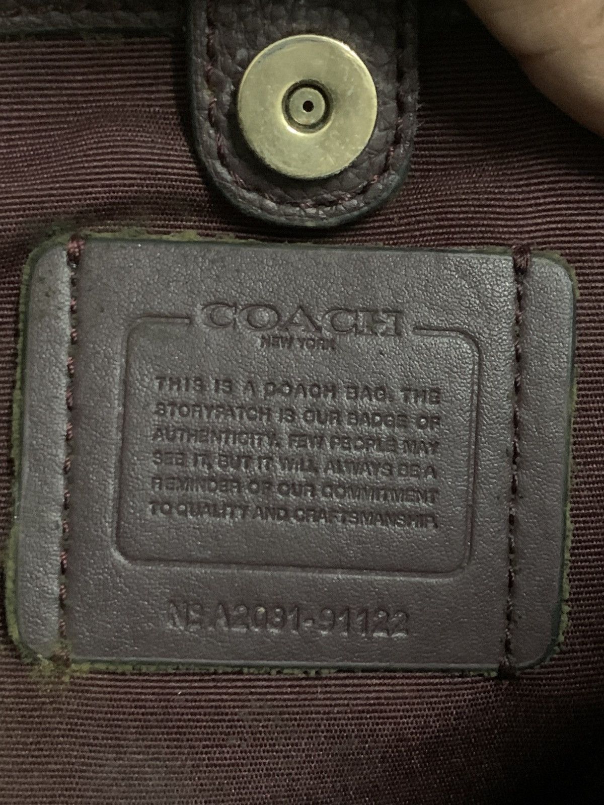 Coach Coach Town Bucket Bag pebble leather lgold/black Size ONE SIZE - 10 Thumbnail