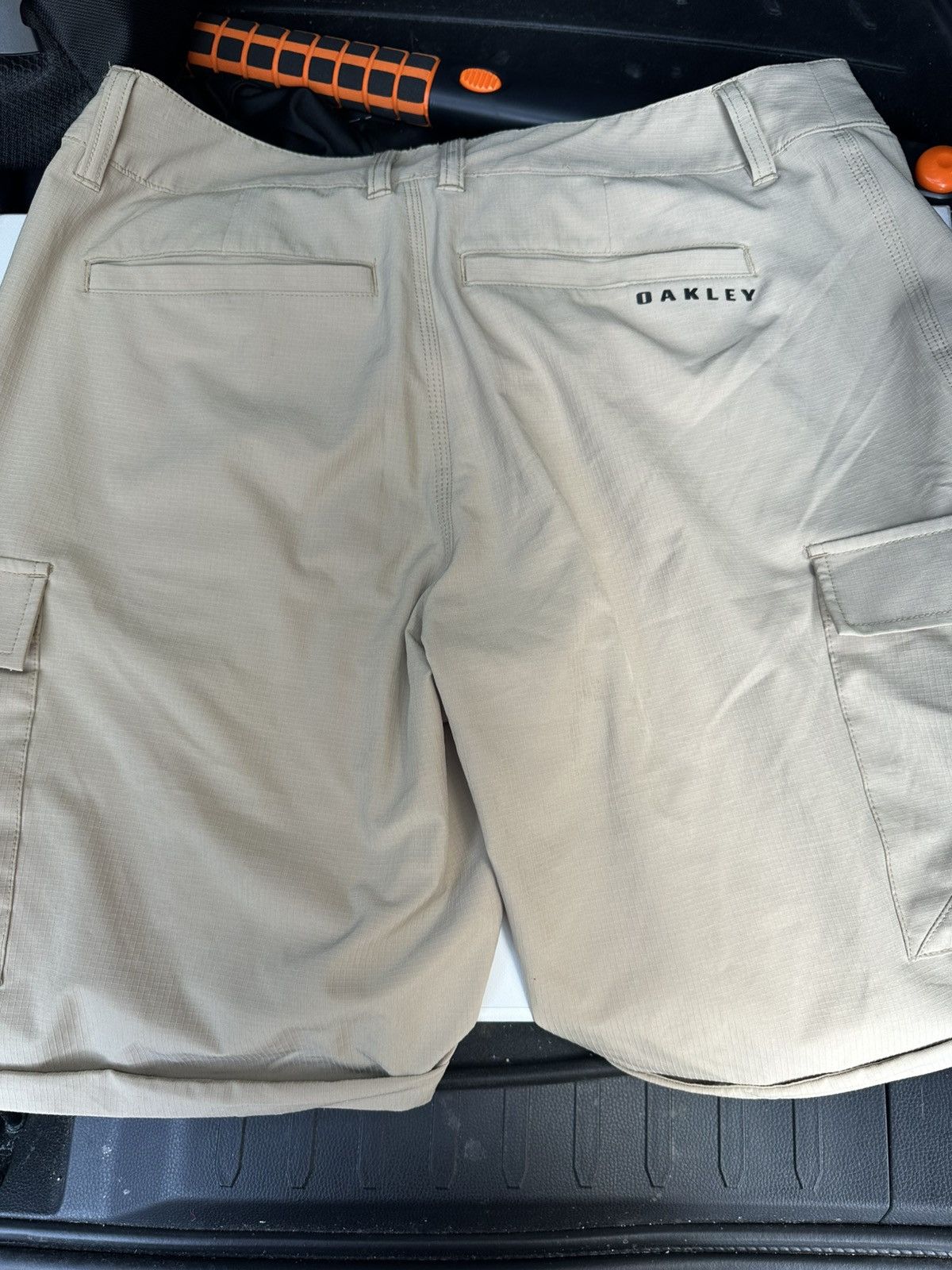 Oakley Oakley Mens Rip Stop Regular Fit Sand Cargo Cuffed Short Size US 32 / EU 48 - 3 Thumbnail